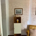 Tri